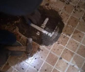 秦都卫生间漏水维修公司为您分享下卫生间渗水如何处理及注意事项